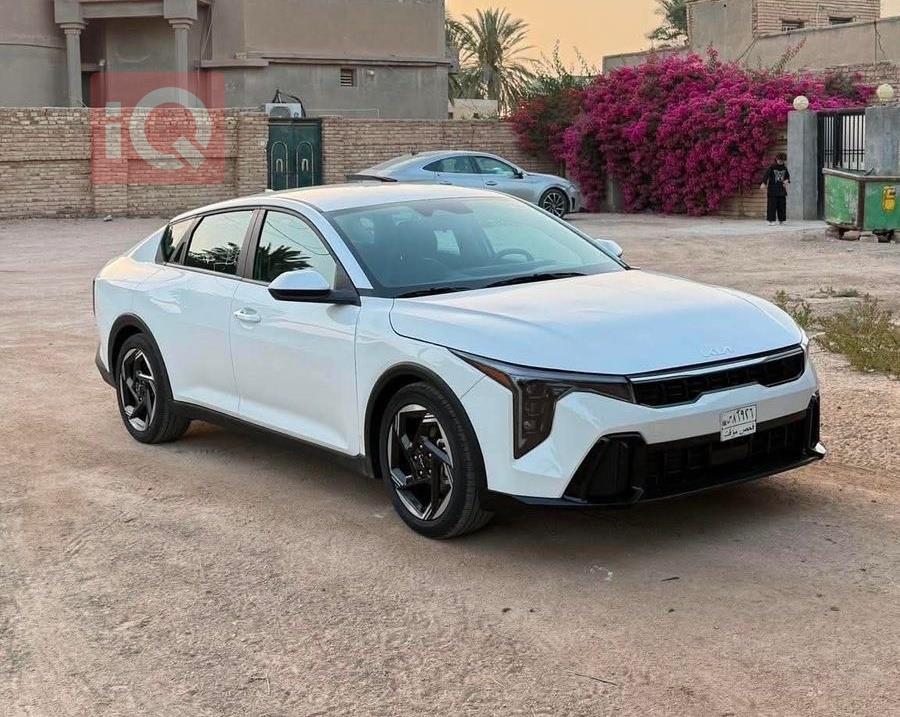 كيا K4